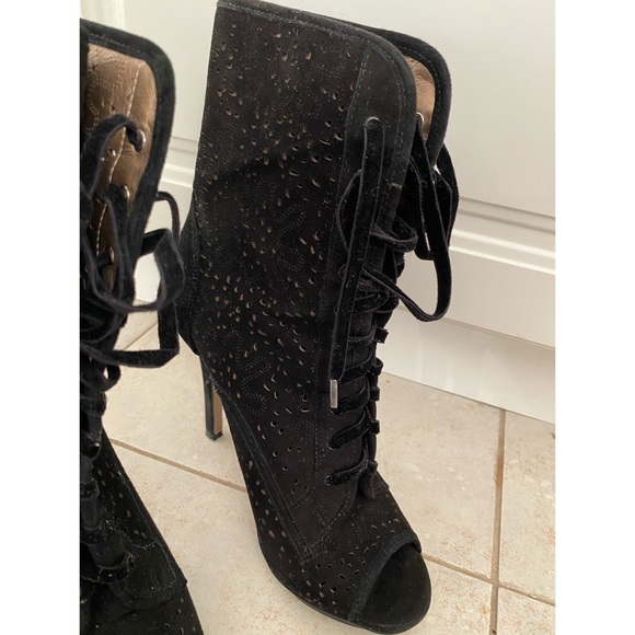 BCBGenerarion suede peep toe booties - Picture 3 of 6